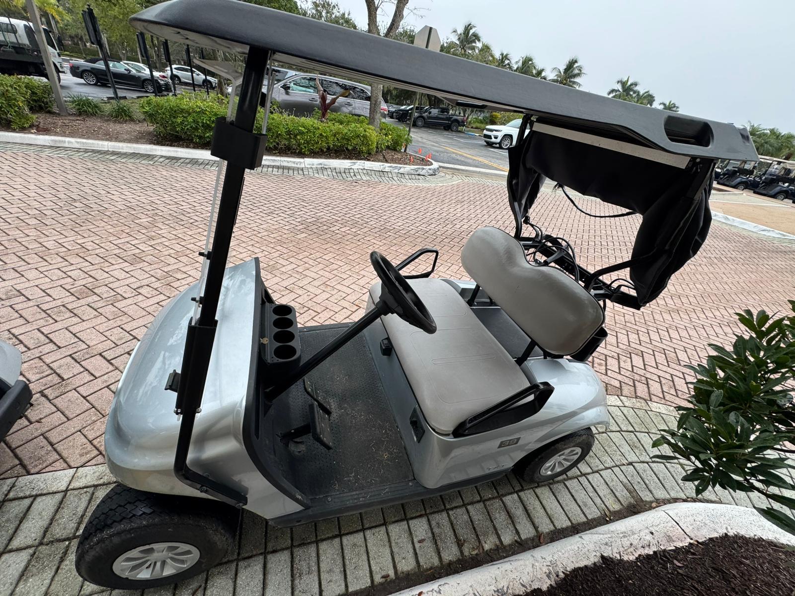 EZGO Electric Golf Car Rental | 2-Passenger Compact Model in Florida - Image 4