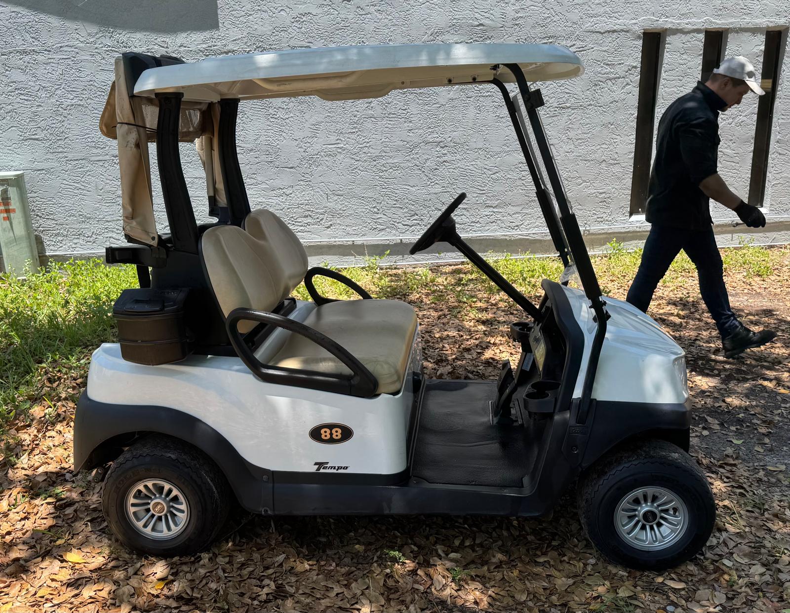 Club Car Electric Golf Car Rental | 2-Passenger Model in Florida - Image 3