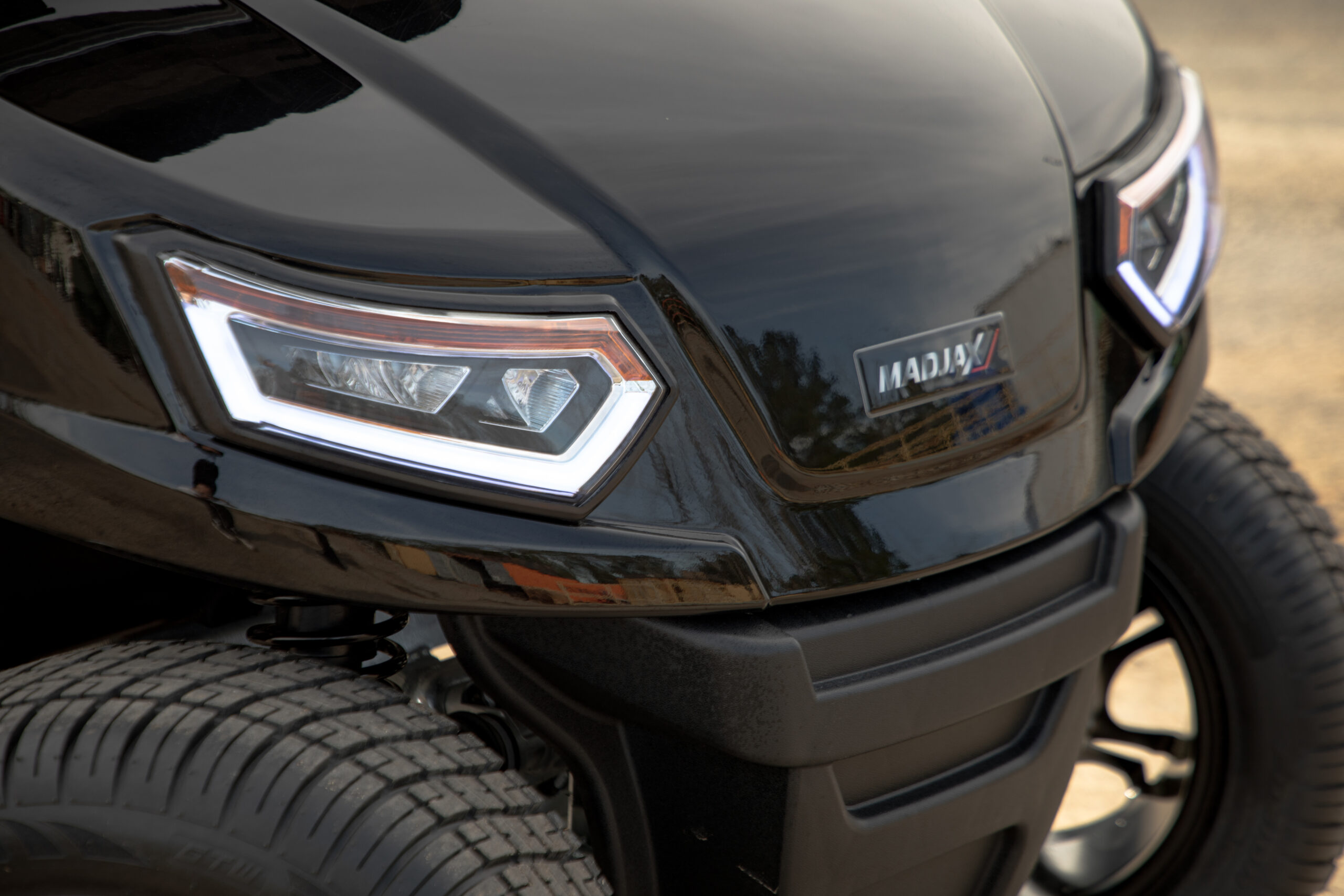 Madjax E4 4 Passenger Golf Cart - Image 5
