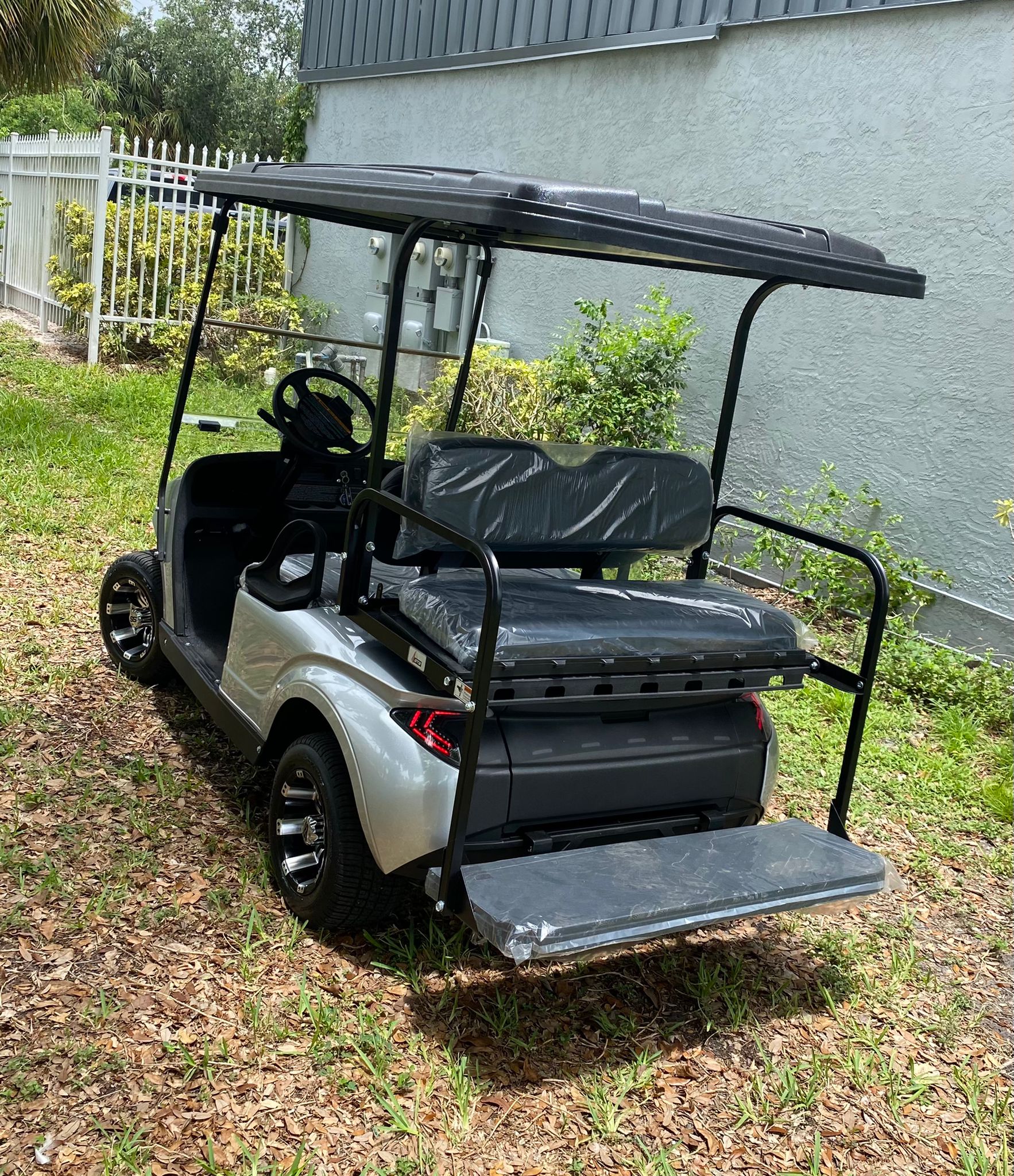 Silver 4 Passenger Golf Cart for Sale - Image 2