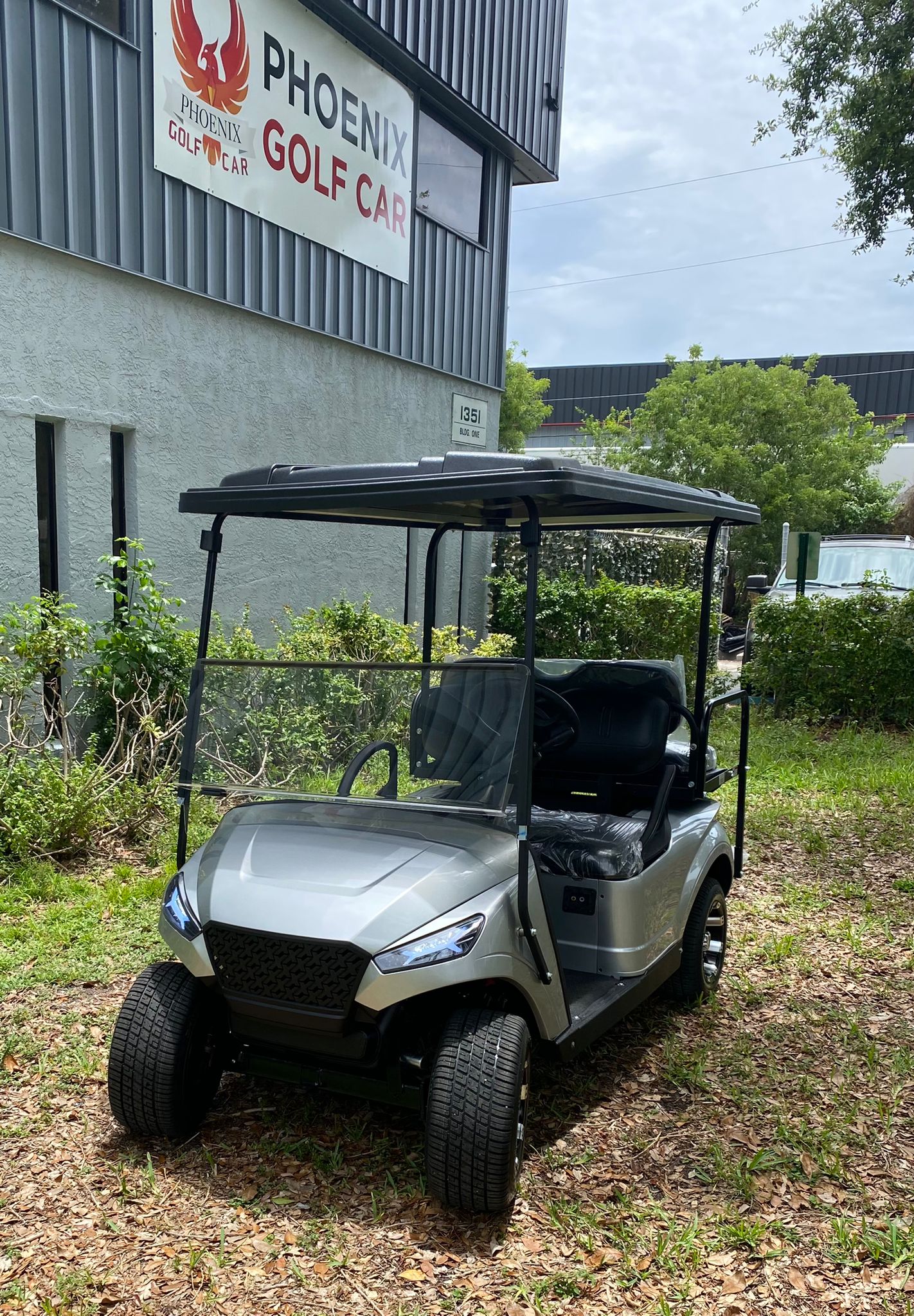 Silver 4 Passenger Golf Cart for Sale - Image 3