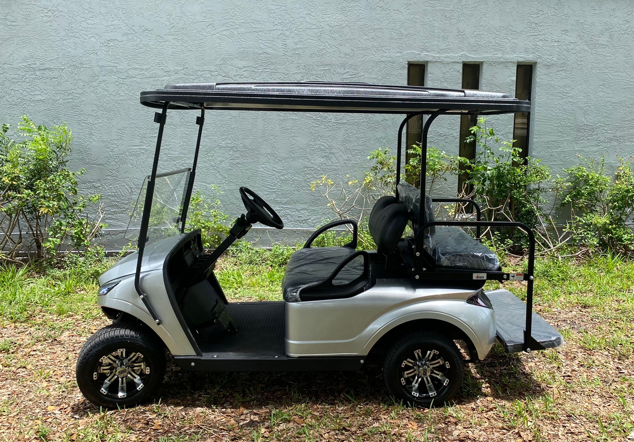 Silver 4 Passenger Golf Cart for Sale - Image 6