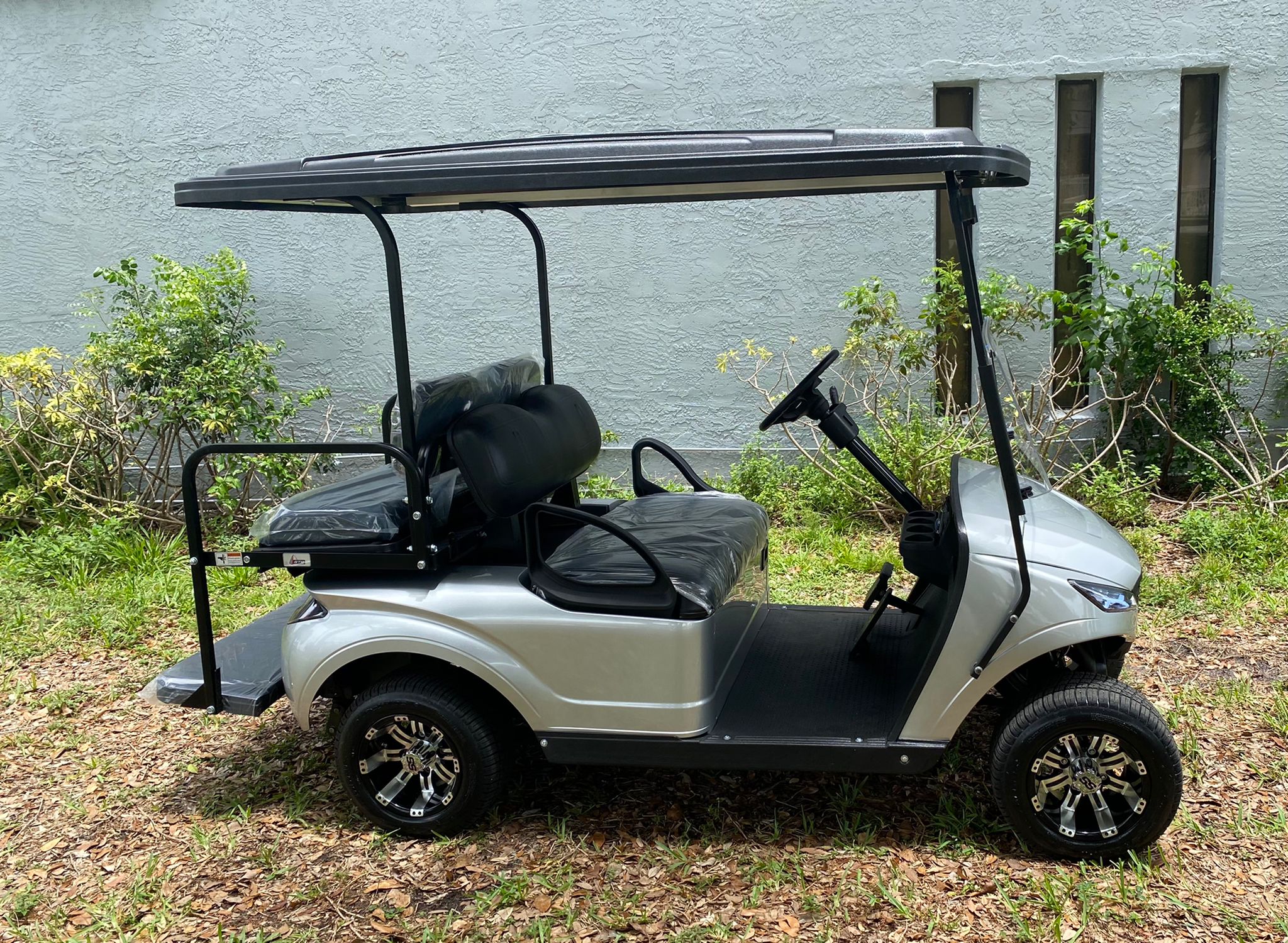 Silver 4 Passenger Golf Cart for Sale - Image 7